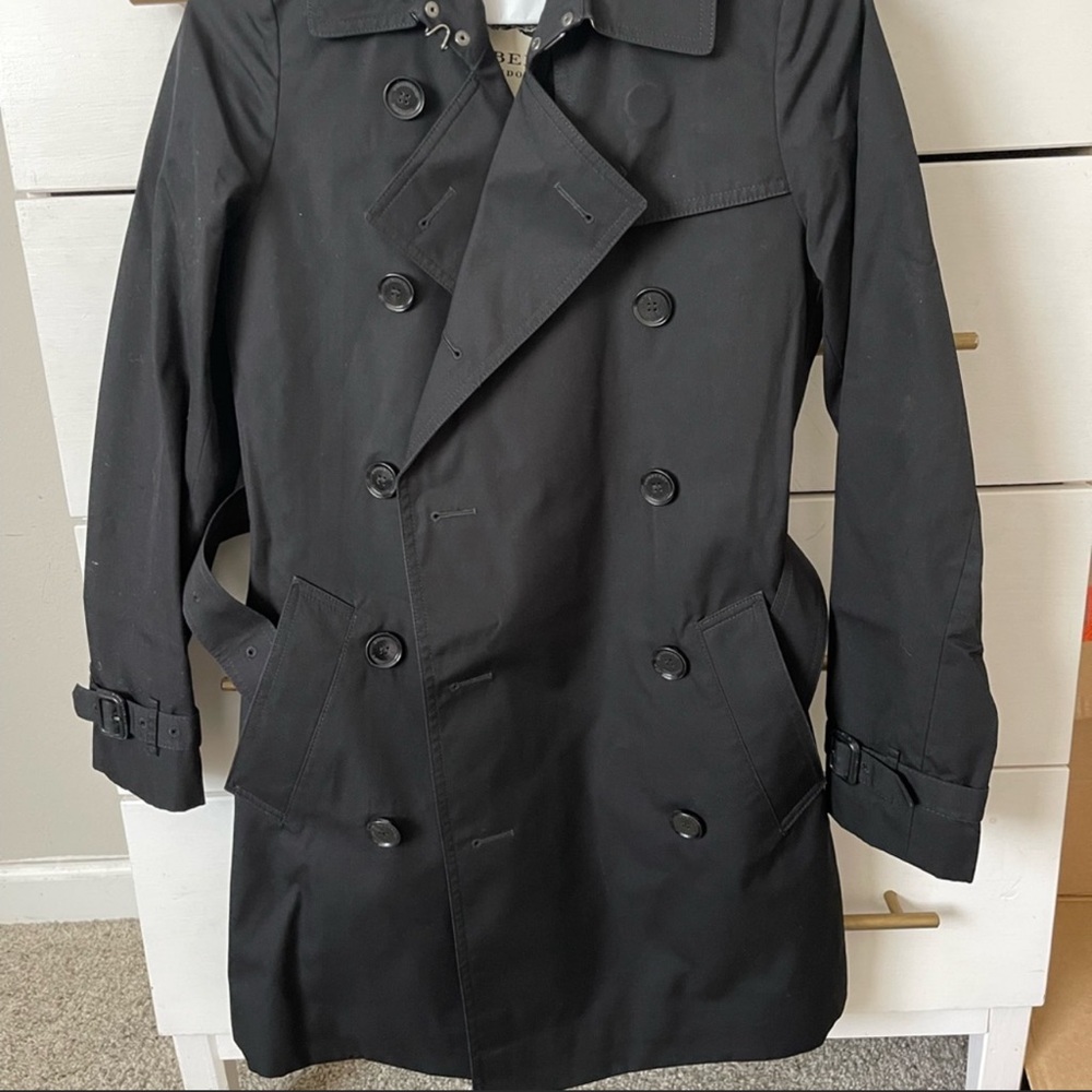Burberry short trench coat